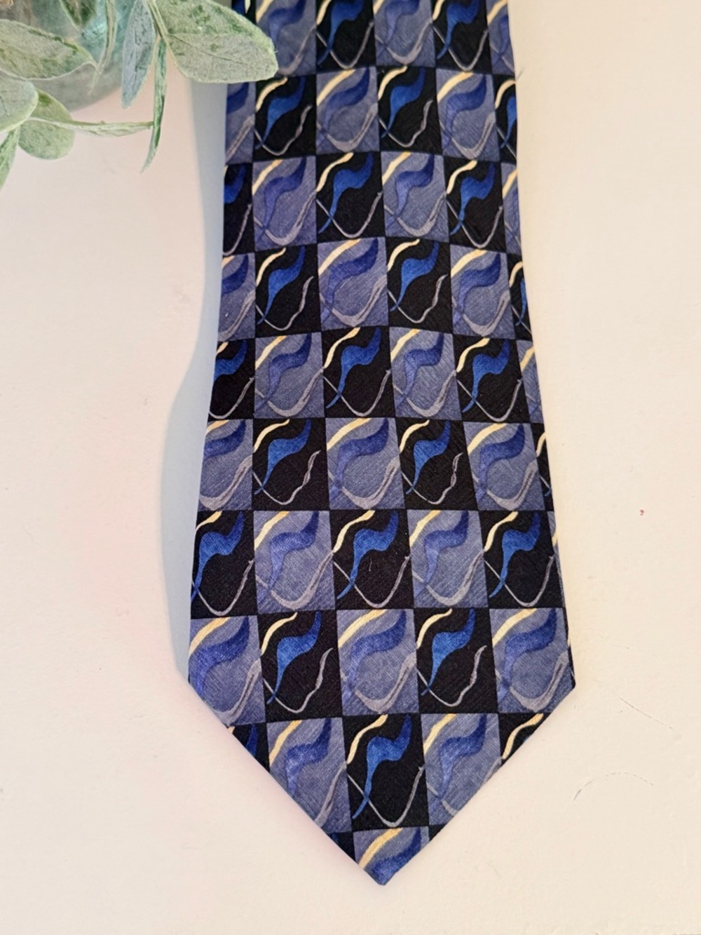 Jerry J Garcia Tie Blue Swoosh Pattern Grateful Dead